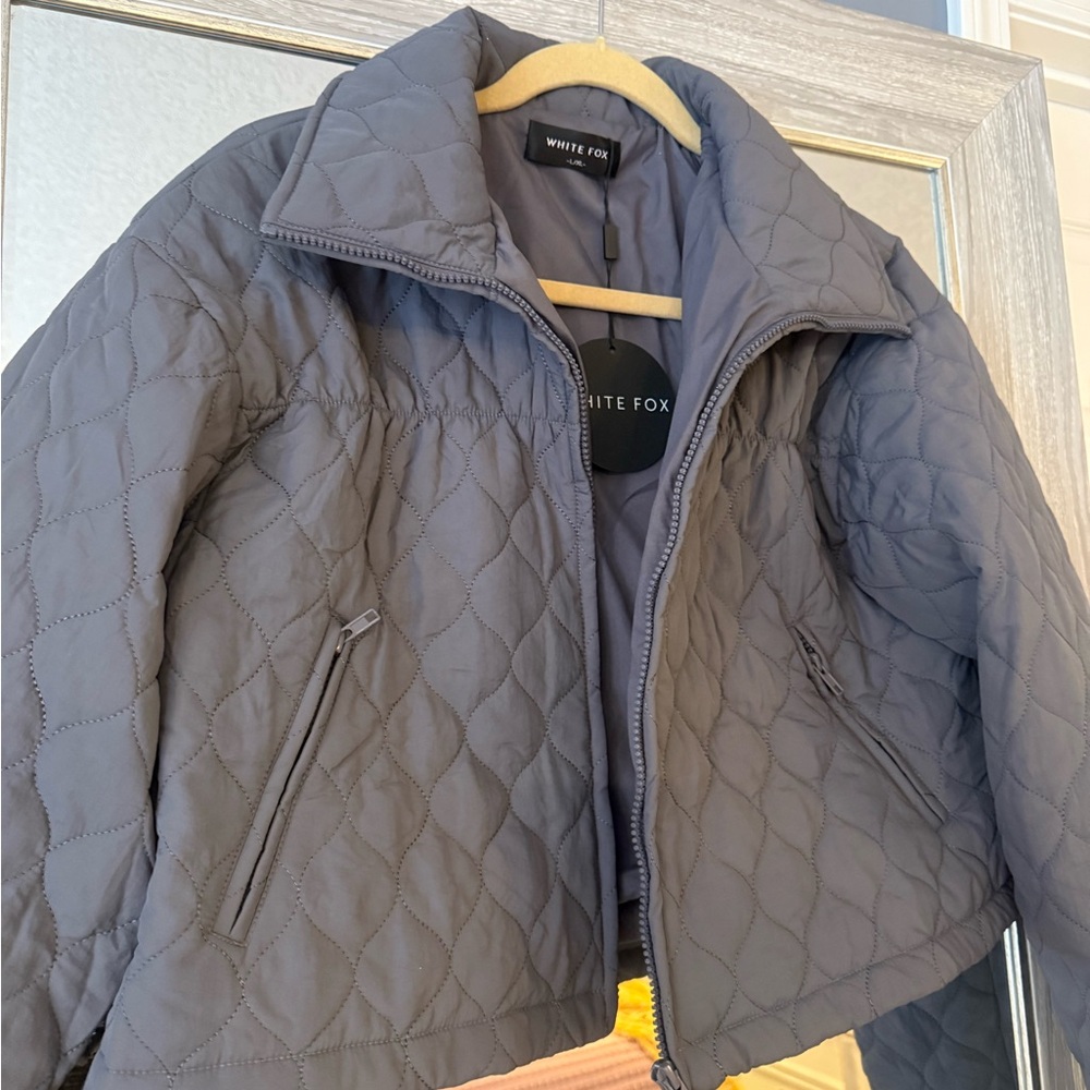 White Fox Boutique Brand Size Large Puffer Jacket. NWT. Dark Denim Blue/Grey